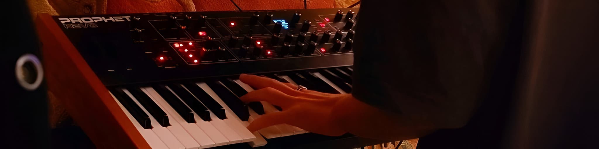 Vasco playing synthesizer